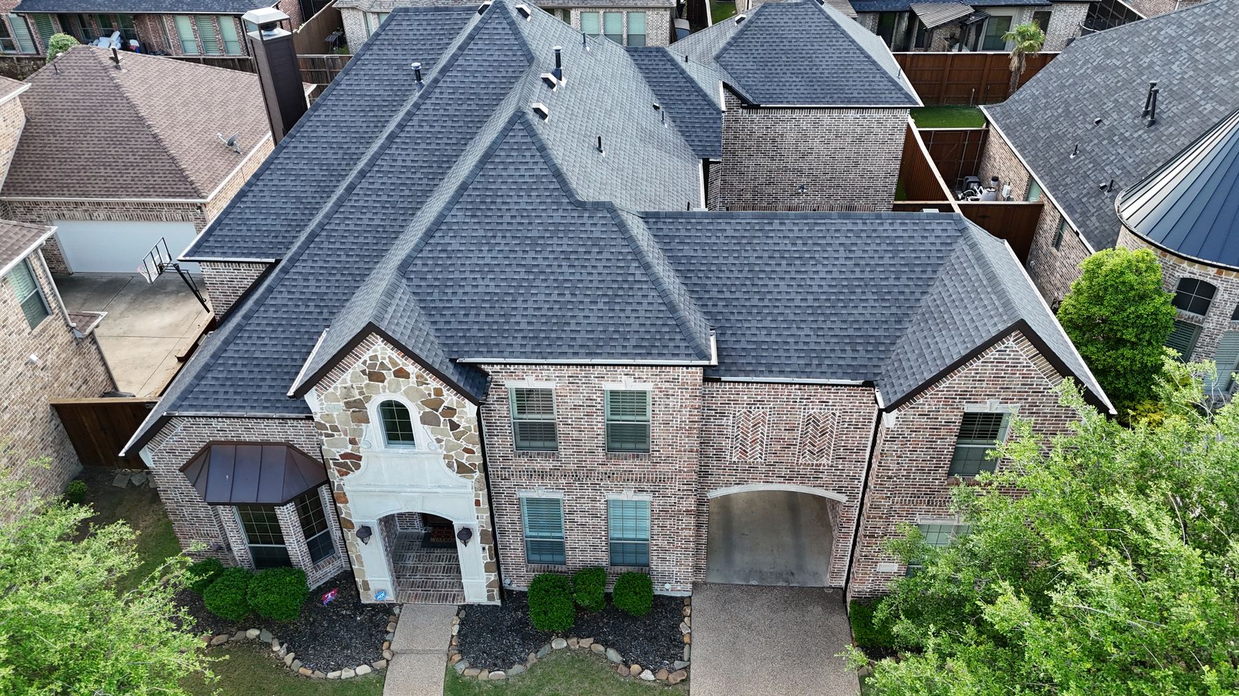 DBX Roofing project in DFW
